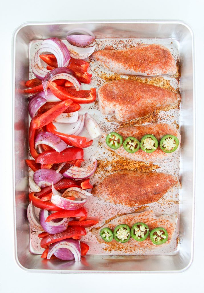 Fajita Chicken Sheet Pan Dinner A Pretty Life In The Suburbs