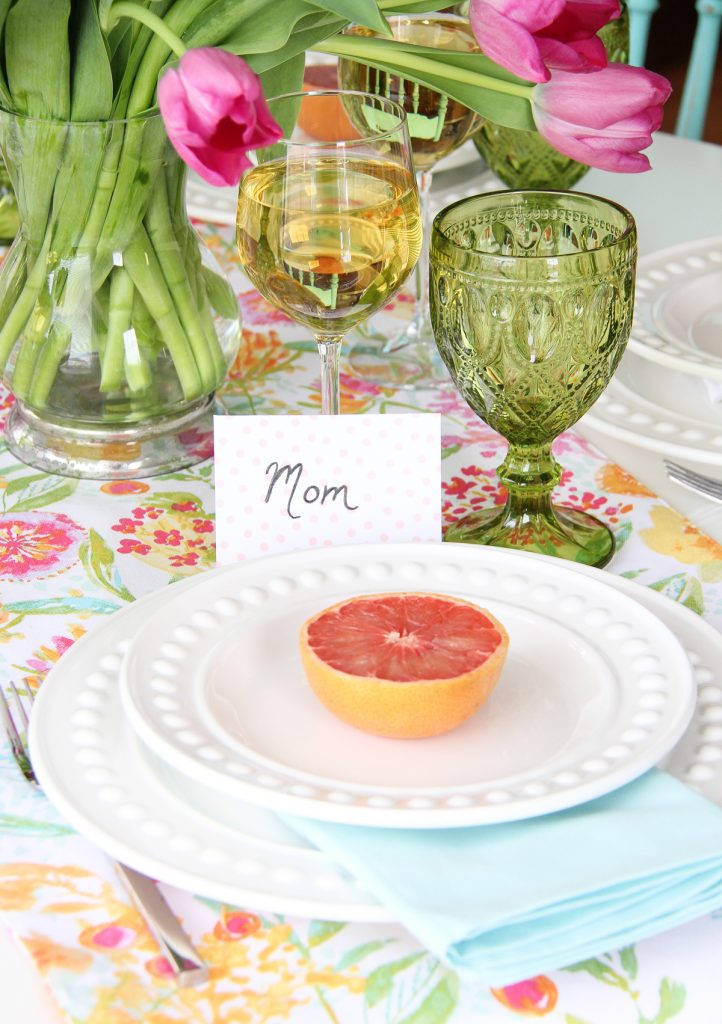 Mother's Day Brunch Table Setting - A Pretty Life In The Suburbs