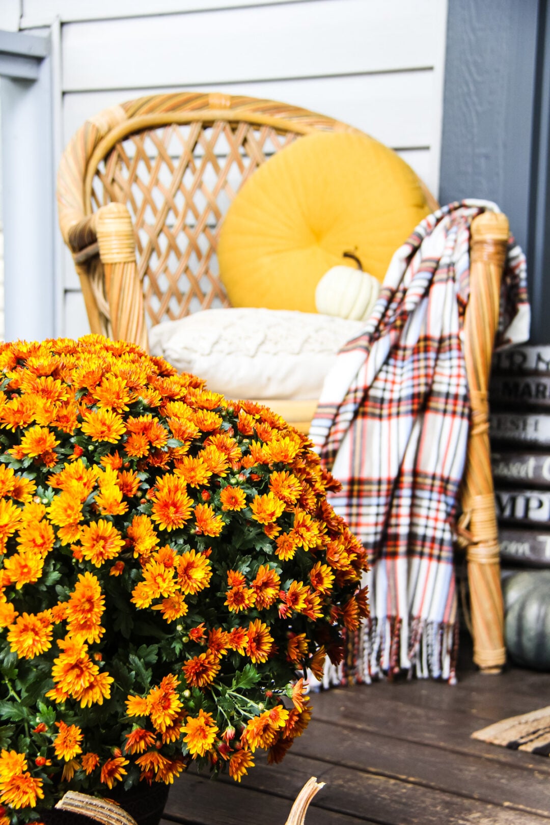 A Cozy Fall Porch - A Pretty Life In The Suburbs