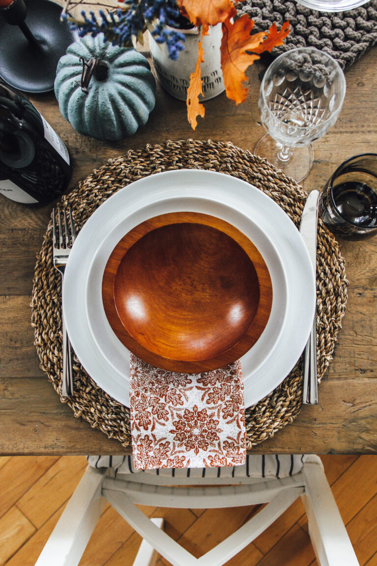 Rustic Fall Table Setting - A Pretty Life In The Suburbs