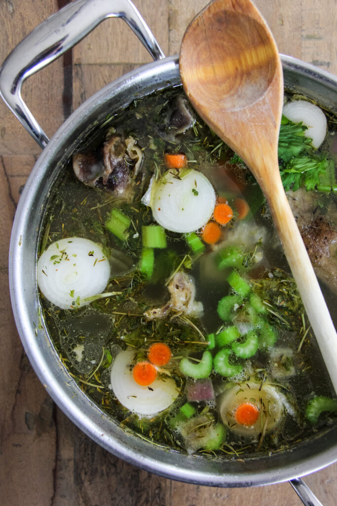 How To Make Homemade Turkey Broth A Pretty Life In The Suburbs