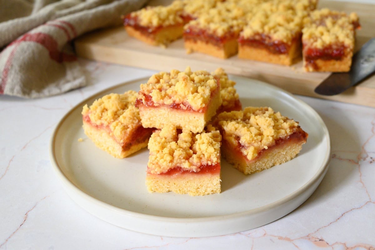 cut squares of Cheddar Cheese Shortbread with Apple Jelly on a plate